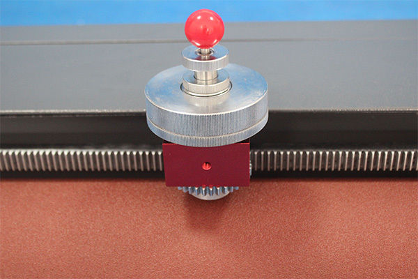 Машина для испытания абразии DIN, соответствующая стандарту ISO 4649 Инструмент испытания текстиля для подсчета результатов